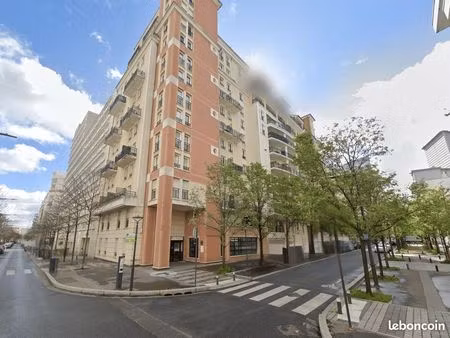 studio 18 m² courbevoie