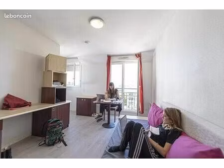 studio 1 pièce 18 m²