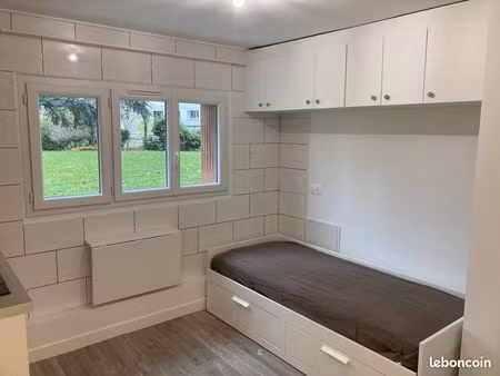 studio dans résidence arborée