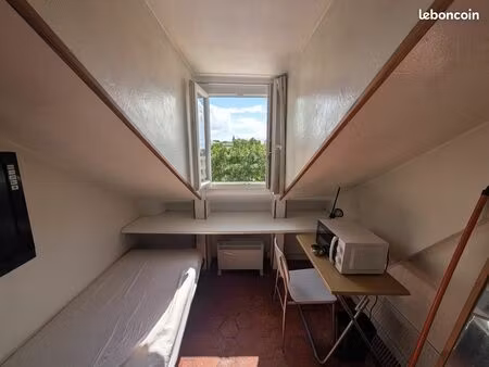 location studio pour étudiant(e) uniquement (vanves)