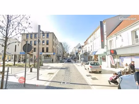 boutique 180 m² antony