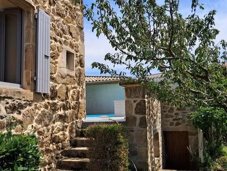 maison 8 pièces 228 m²