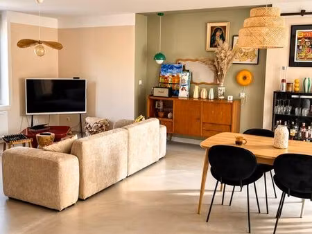 jolie maison familliale