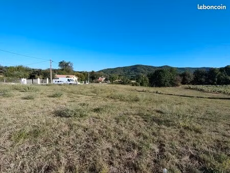 terrain 487 m2 vue colline