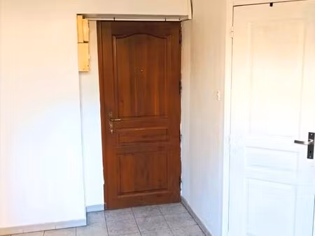 f2 meublé corte