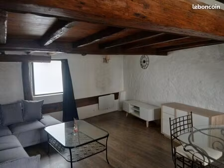 appartement atypique type f2 à deux pas du centre-ville de montlhéry