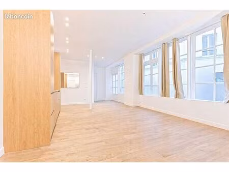 bureaux 180 m²