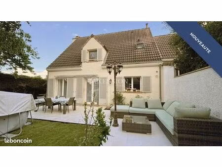 maison 6 pièces 130 m²