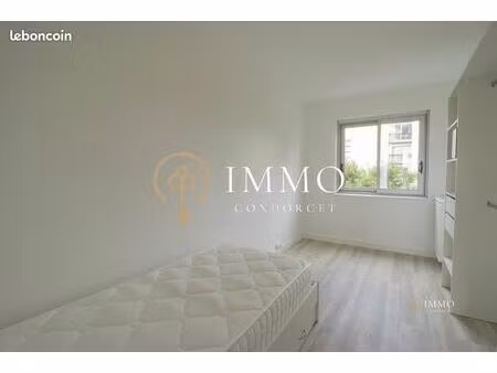 studio 5 pièces 11 m²