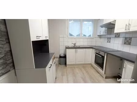 f3 66m² avec balcon / box / cave