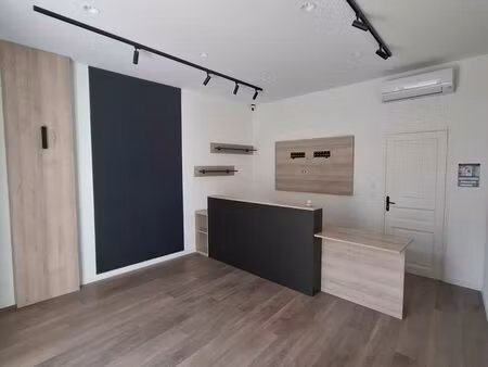 local commercial / bureau 22 m² – saint-rémy-de-provence – meublé & climatisé