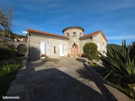 maison meublée avec vue montagne