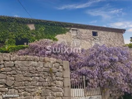 maison 10 pièces 220 m²