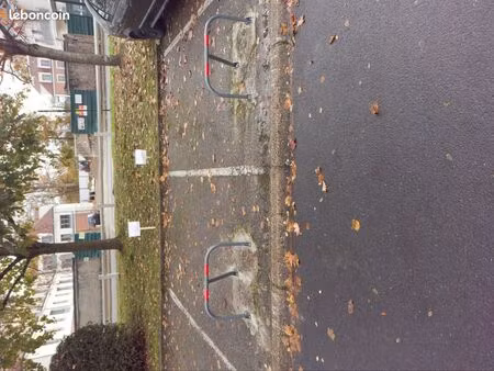 place de parking l'isle adam