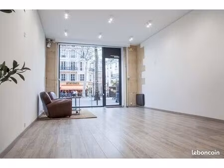 local commercial 220 m² paris