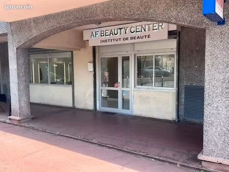 local commercial 66m² à louer st-gratien