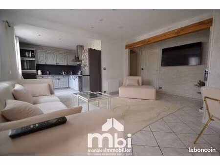 maison 4 pièces 74 m²