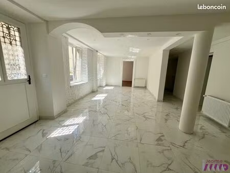 appartement 4 pièces 111 m²