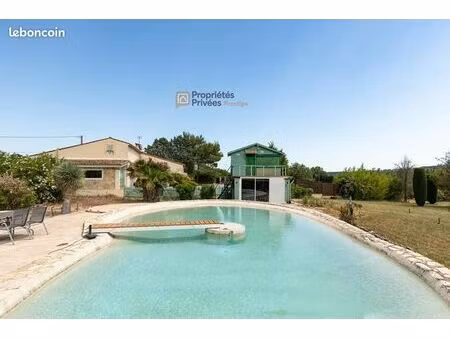 maison 7 pièces 181 m²