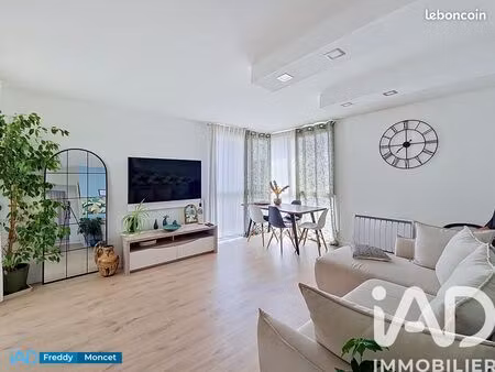 appartement 3 pièces 64 m²