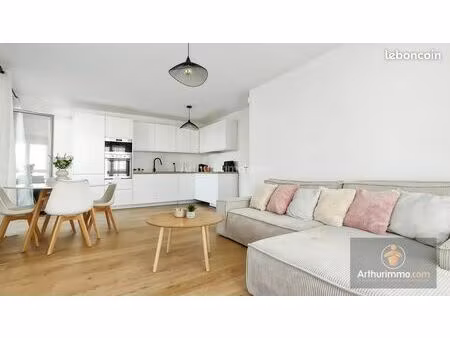 appartement 3 pièces 63 m²