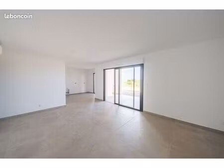 appartement 4 pièces 94 m²