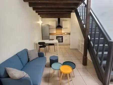 duplex 35m2 rue guilloux saint genis laval  disponible 1er juillet