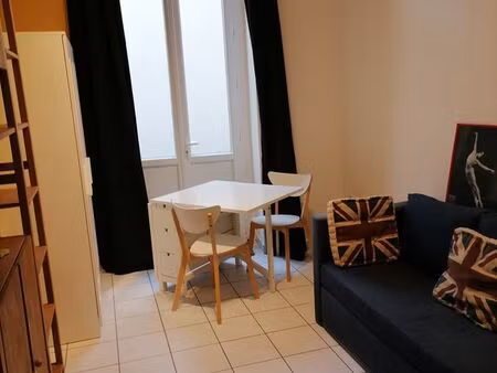 studio meublé 27m2