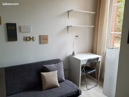 studio meublé