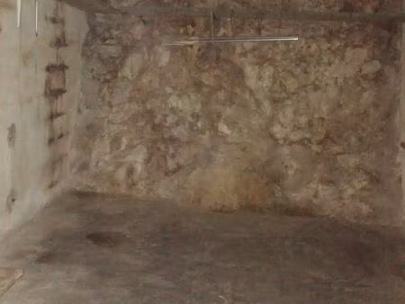 local 12 m2 plein pied