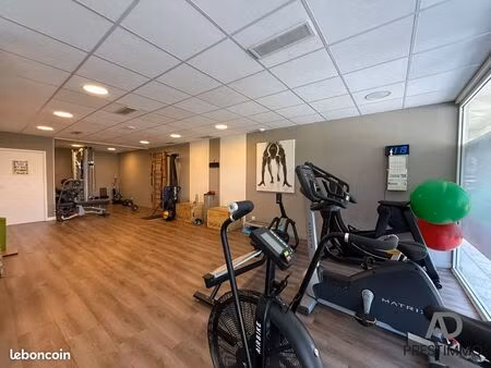 local 60 m² biguglia