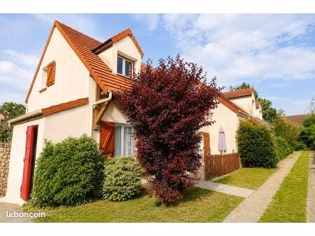 maison 5 pièces 95 m²