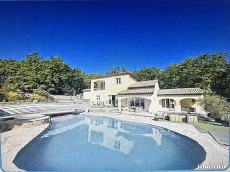 vente | villa | 6p | 4ch | 200 m² | mons | expo sud-ouest | terrasse · balcon · piscine