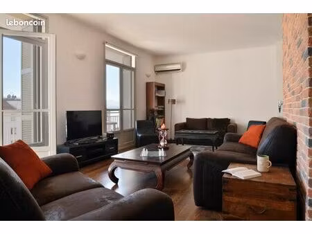 loue appartement à l'année