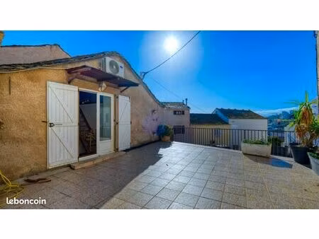 location étudiante à pietranera – t2 cosy meublé avec mezzanine & grande terrasse – 580 + 