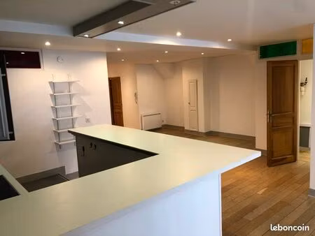 hyper centre troyes • 92 m² • 2 chambres • parking possible