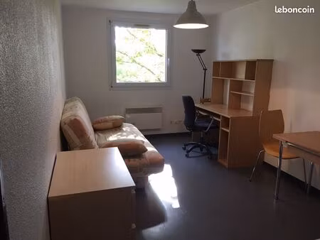 appartement 1 pièce - 21 m² dans résidence sécurisée avec gardien