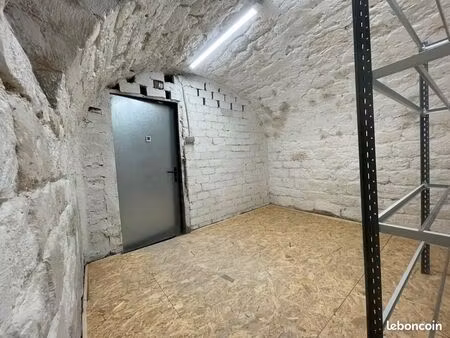 cave voûtée rénovée – 9 m² – paris 7e