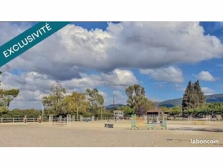 ferme 7 pièces 200 m²