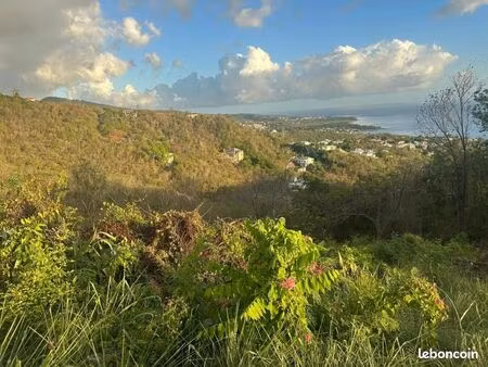 terrain 800 m² bouillante