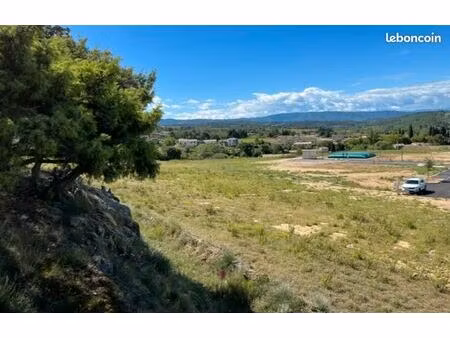 terrain 500 m² leuc