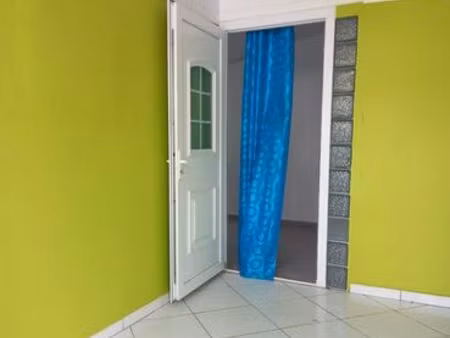 location f2