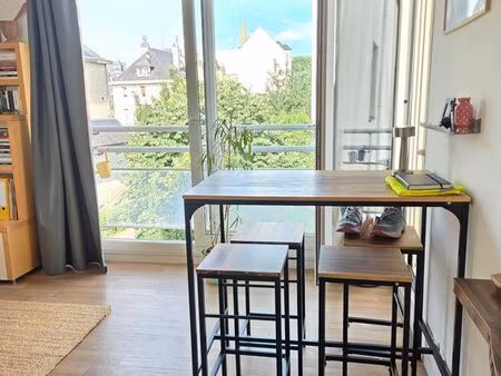 t2 47 m² loué – locataire en place – idéal investisseur – lisieux