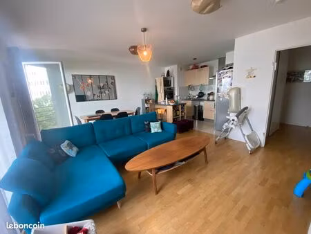 bel appartement 3p à massy vilmorin