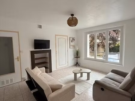 t3 meublé 54 m² – 2 chambres – proche troyes