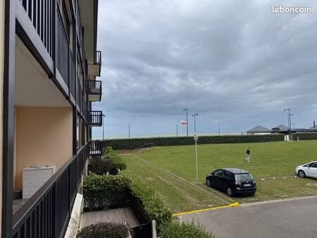 villers-sur-mer – 2 pièces avec balcon vue mer  plage et commerces à pied