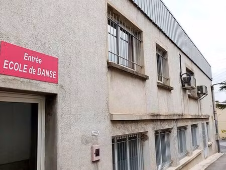 local commercial