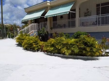 maison en location - baie mahault (972)