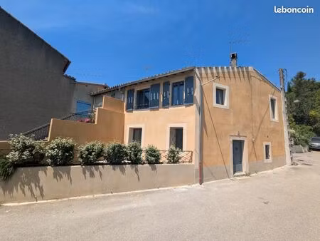 maison rénovée de 95 m² – 2 logements indépendants – jardin 845 m²