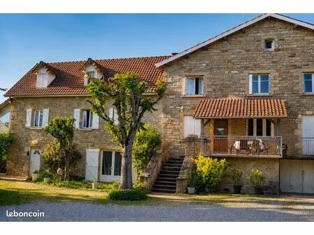 corps de ferme rénové 3 habitations